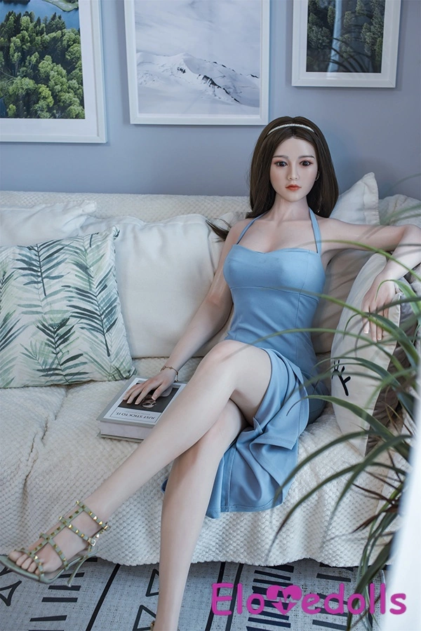 boneka seks seluruh tubuh