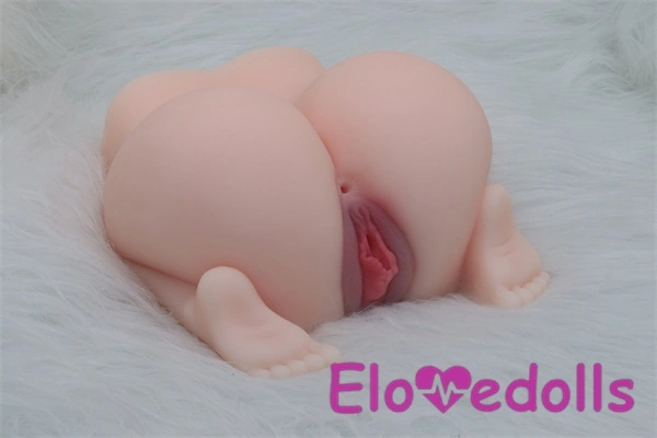 কিশোর সেক্স ডল