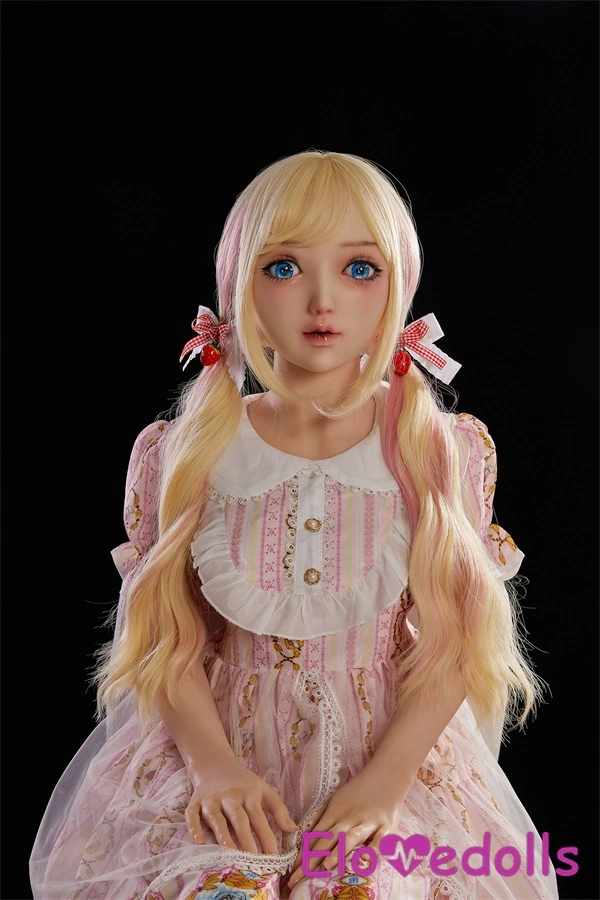 bambola del sesso realistica