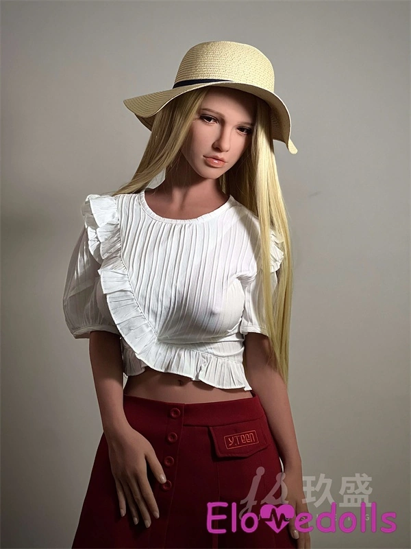 boneka seks dada datar