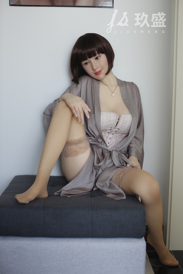163cm F Cup Silicone Head & TPE Body Thin Lips Voluptuous Amber Eyes European Sex Doll Gallery 5