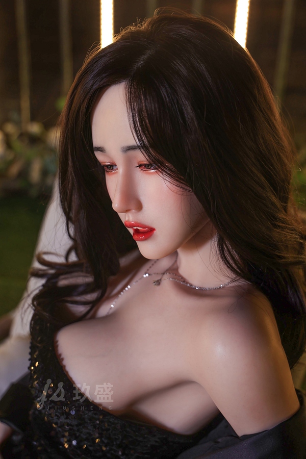 160cm D Cup Silicone Petite Breasts Thin Lips Voluptuous Sex Doll Gallery 4