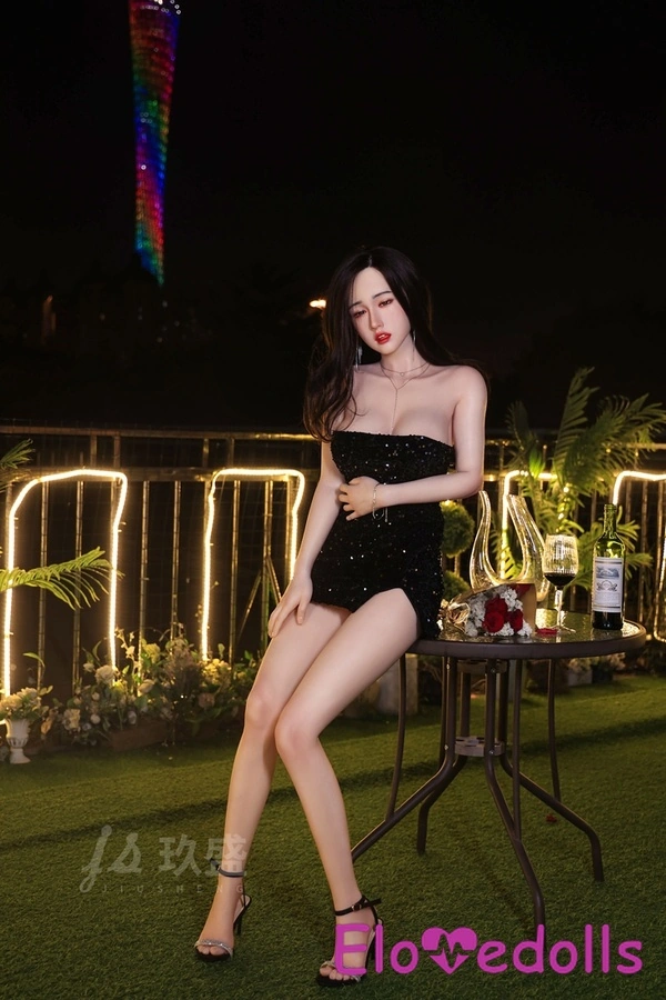 Boneka Seks Silikon Mata Amber 160cm D Cup Payudara Mungil Menggairahkan Detail Tampilan 3