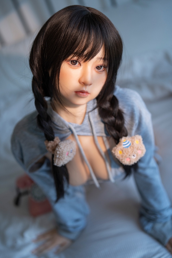 83cm B Cup Silicone Gray Eyes Small Breasts Thin Lips Sex Doll Torso Detail View 15