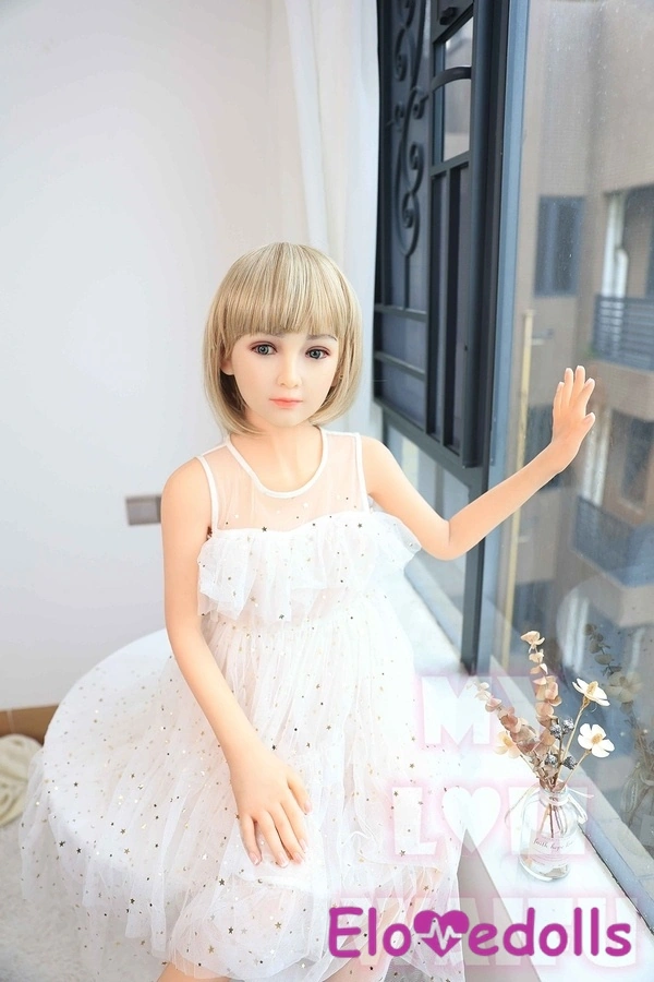 Muñeca MLW adulta con cabeza de silicona y cuerpo de TPE, copa AA, 126 cm. Vista detallada 2.