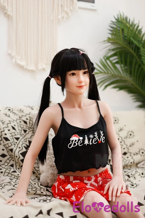 138 cm große Silikonpuppe mit B-Körbchen, MLW-Puppe für Erwachsene, Detailansicht 39