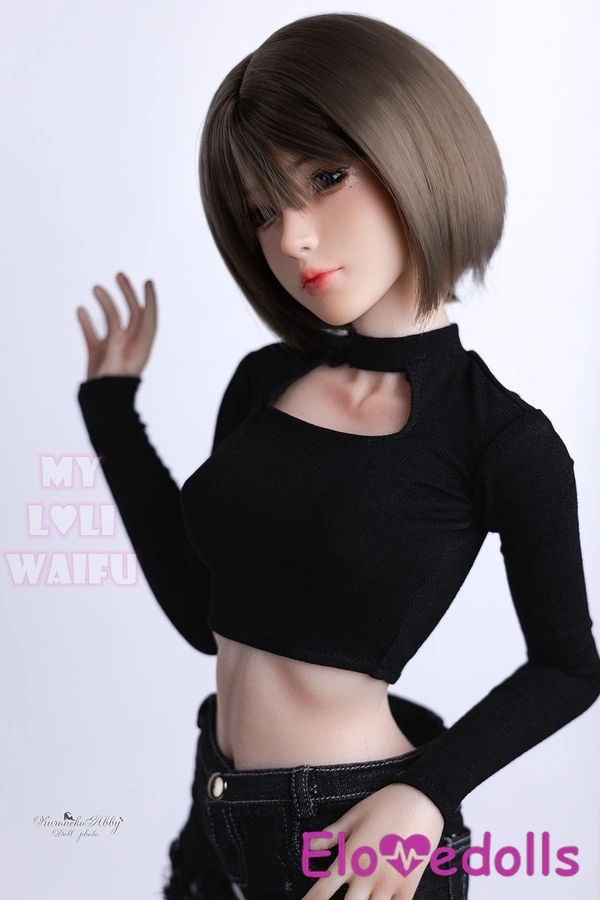 60 cm große Silikonpuppe mit B-Körbchen (MLW) – Galerie 9 für Erwachsene