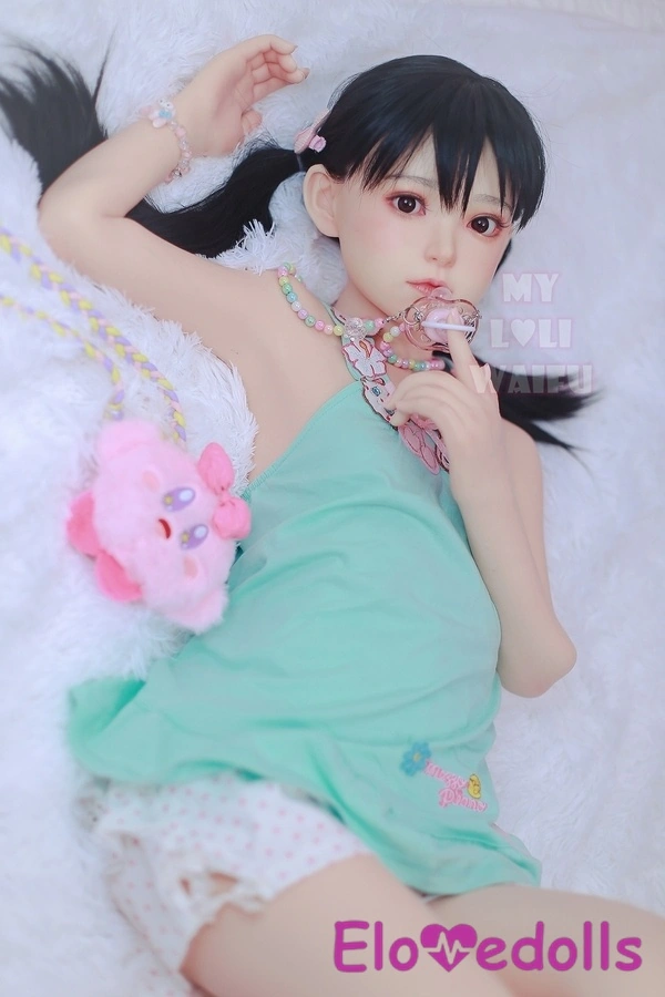 126cm AA Cup Silicone MLW Doll Adult Doll Detail View 2
