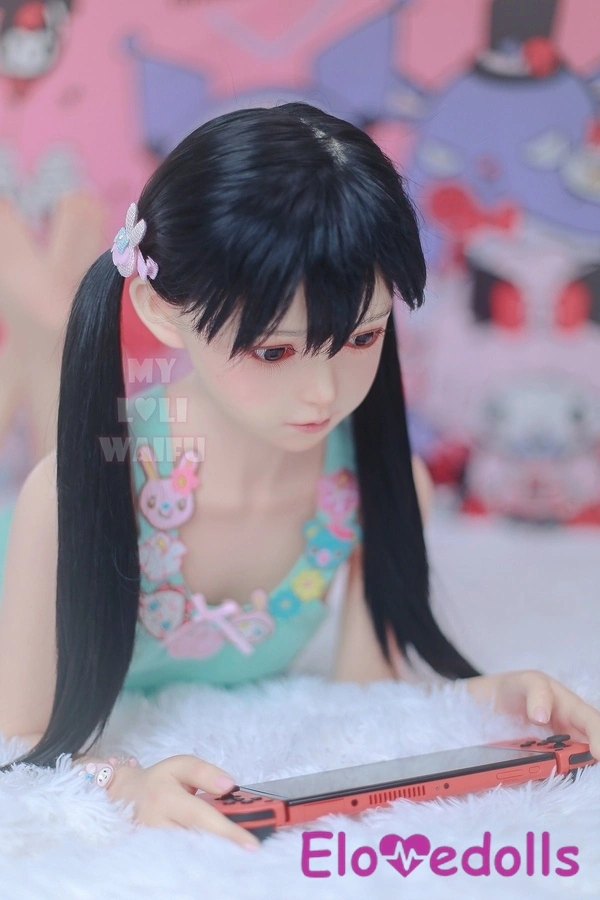 126cm AA Cup Silicone MLW Doll Adult Doll Detail View 4