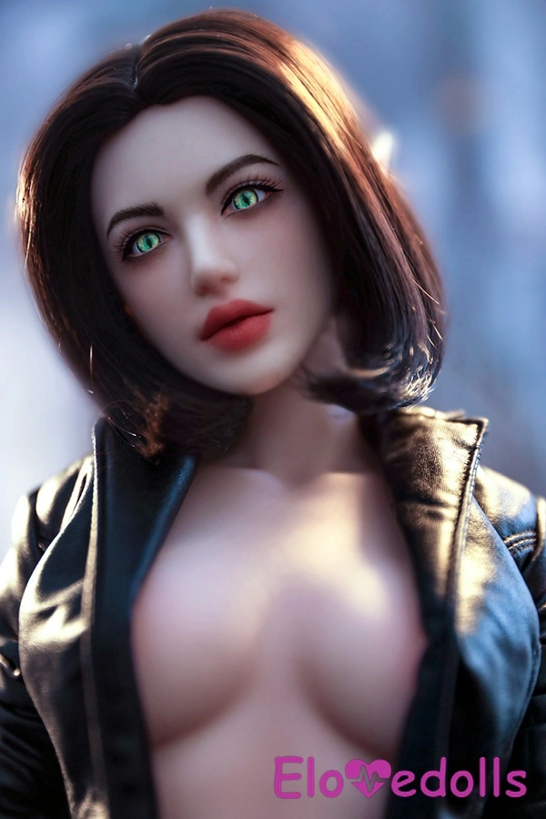 boneka seks dada besar