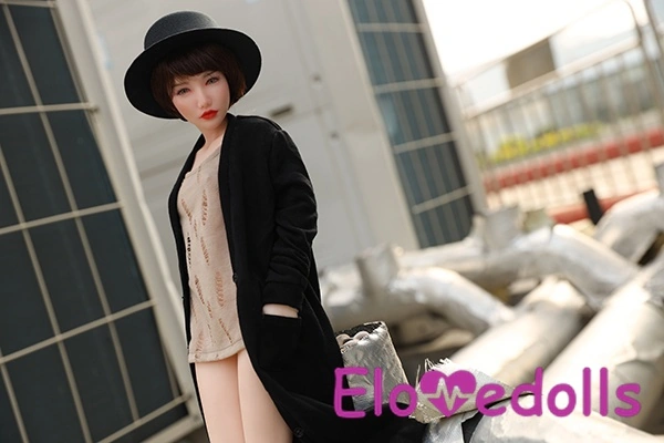 κούκλα υψηλής ποιότητας