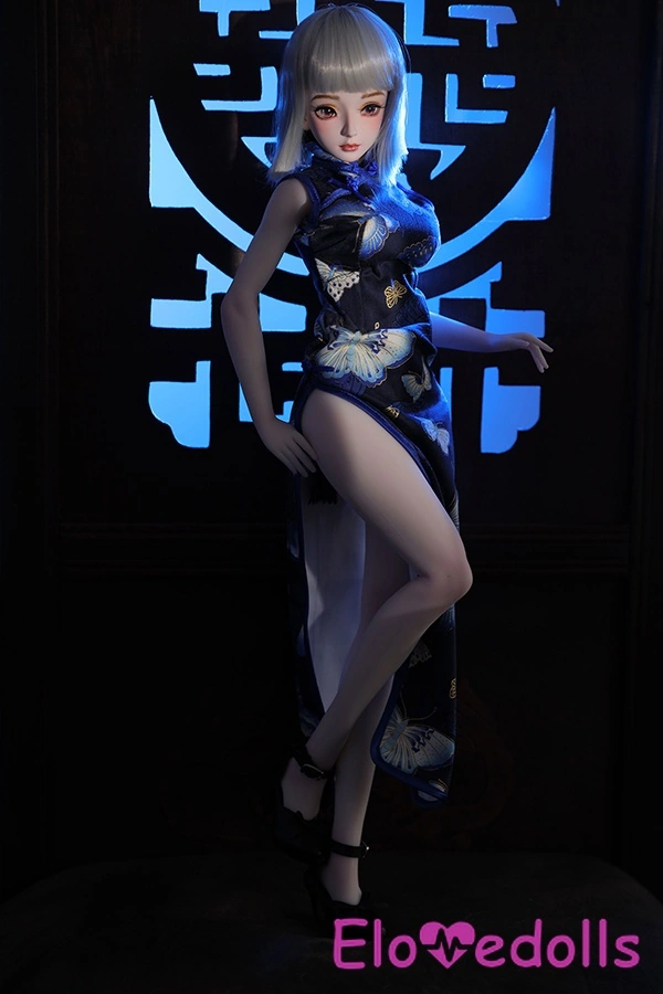 búp bê tình yêu hoàn hảo