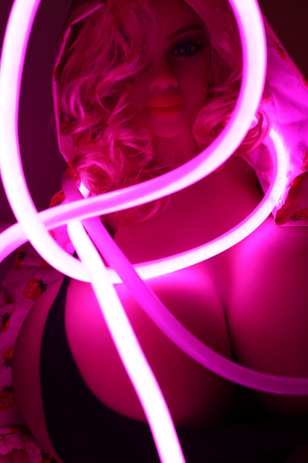 100cm G Cup TPE Voluptuous Full Lips Pink Fantasy Sex Doll Detail View 2