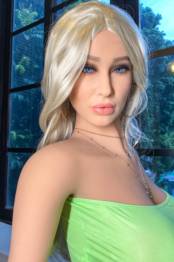 170cm F Cup TPE Full Lips Petite Breasts Blonde Realistic Sex Doll Detail View 5