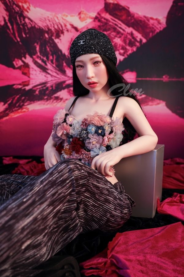 160cm A Cup Silicone Full Lips Petite Gray Eyes Fantasy Sex Doll Gallery 4