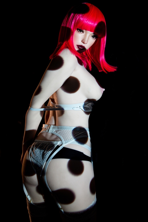 157cm C Cup Silicone Head & TPE Body Glossy Lips Gray Eyes Pink Fantasy Sex Doll Detail View 4