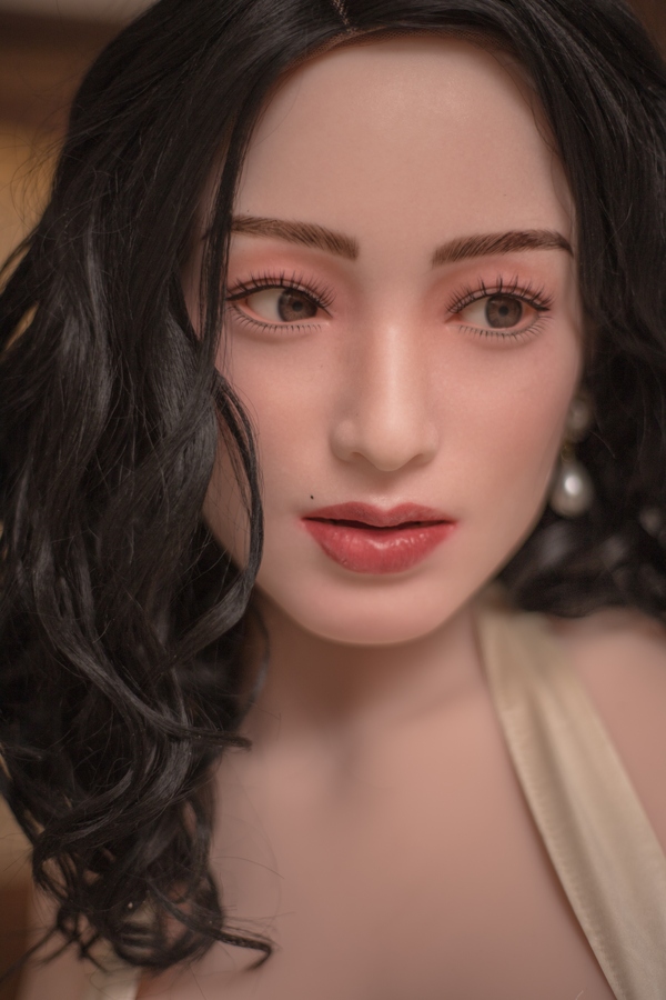 157cm C Cup Silicone Head & TPE Body Amber Eyes Petite Breasts Thin Lips Realistic Sex Doll Product