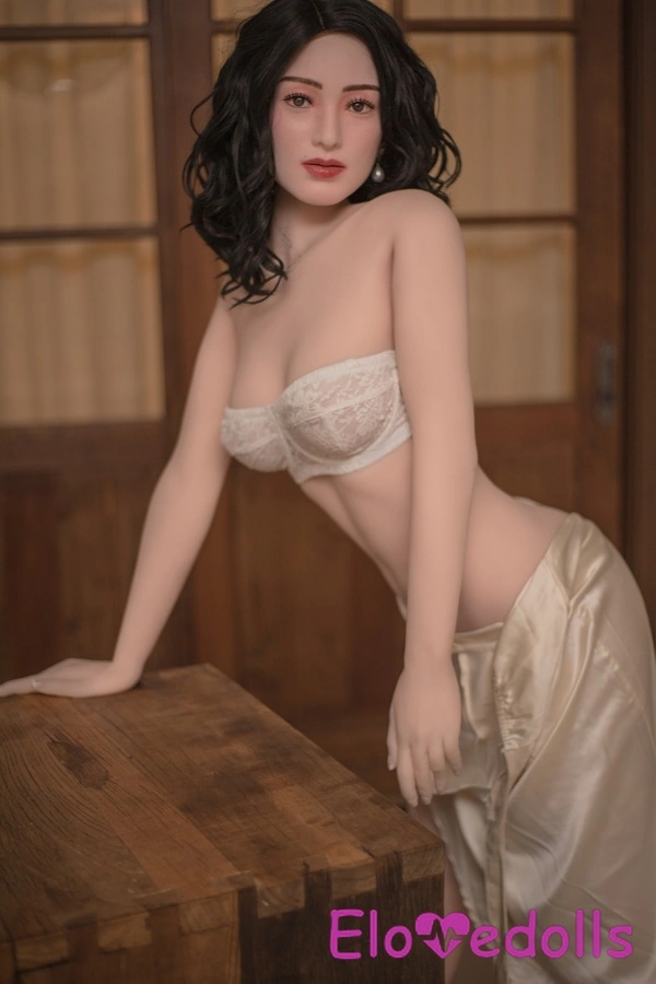 157cm C Cup Silicone Head & TPE Body Petite Breasts Brunette Voluptuous Realistic Sex Doll Detail View 2