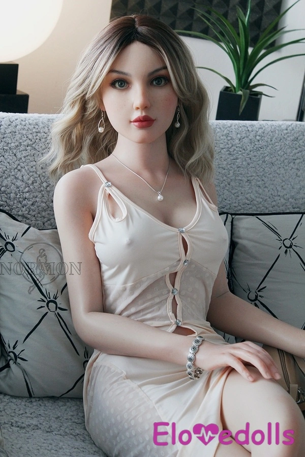 165cm D Cup Silicone Normon Doll Adult Doll Detail View 5