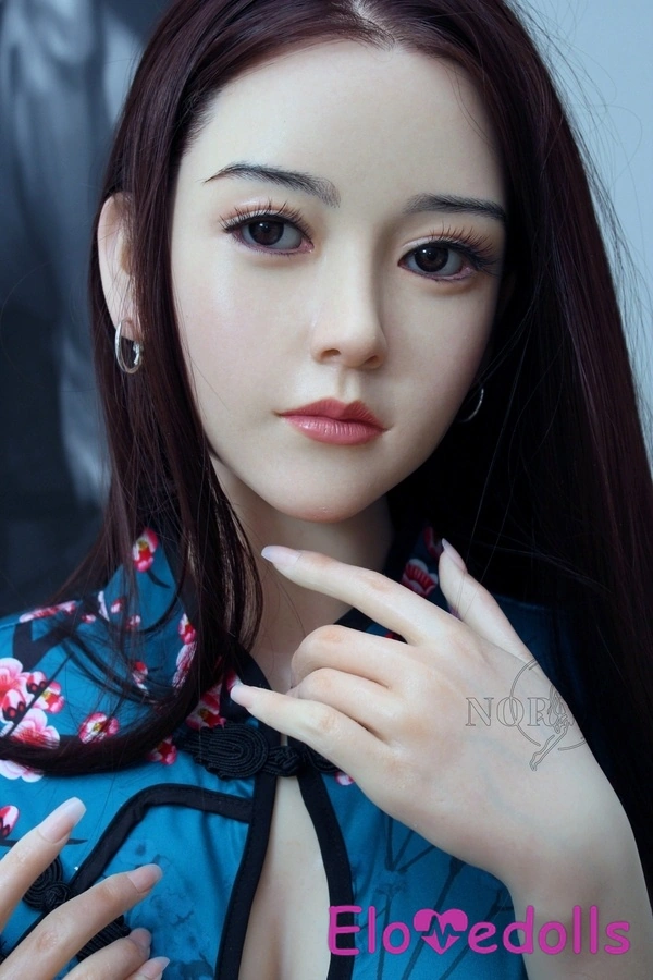 165cm A Cup Silicone Normon Doll Adult Doll Detail View 4