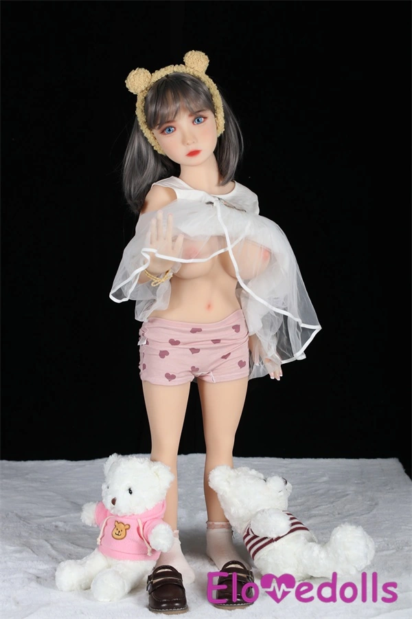 panenka s blond vlasy