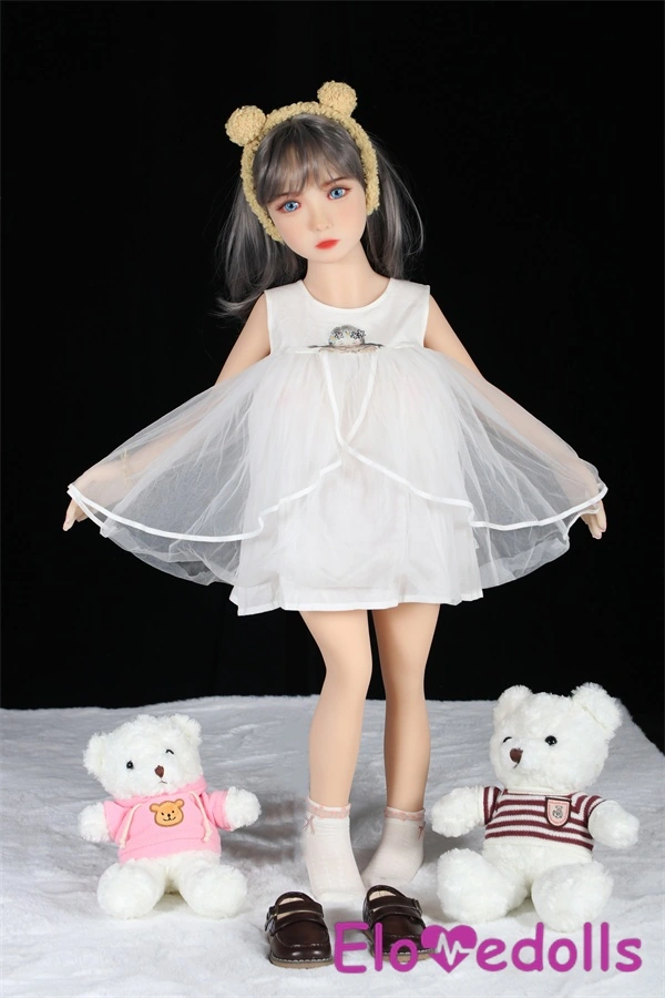 vysoce kvalitní panenka