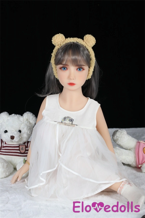 realistická panenka