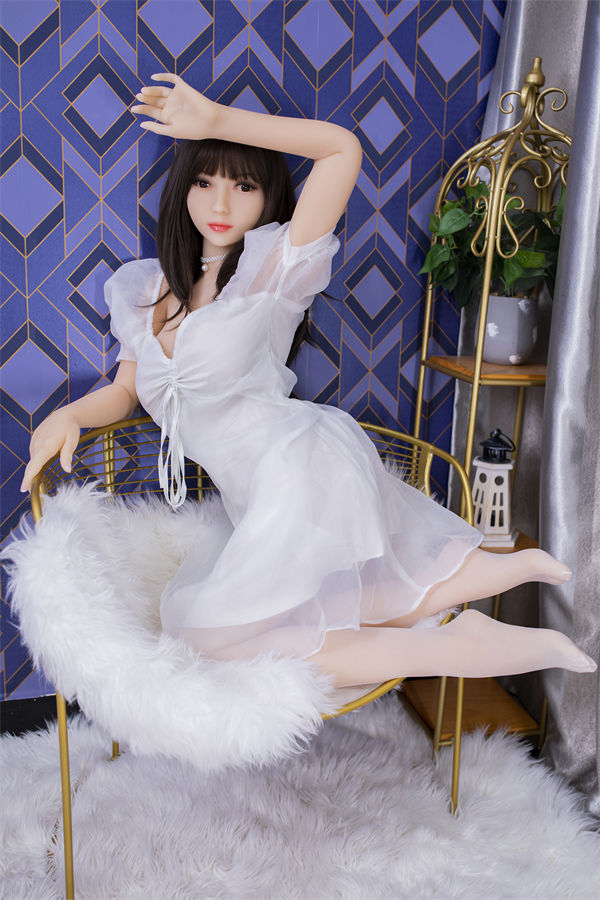 d46007 01 doll