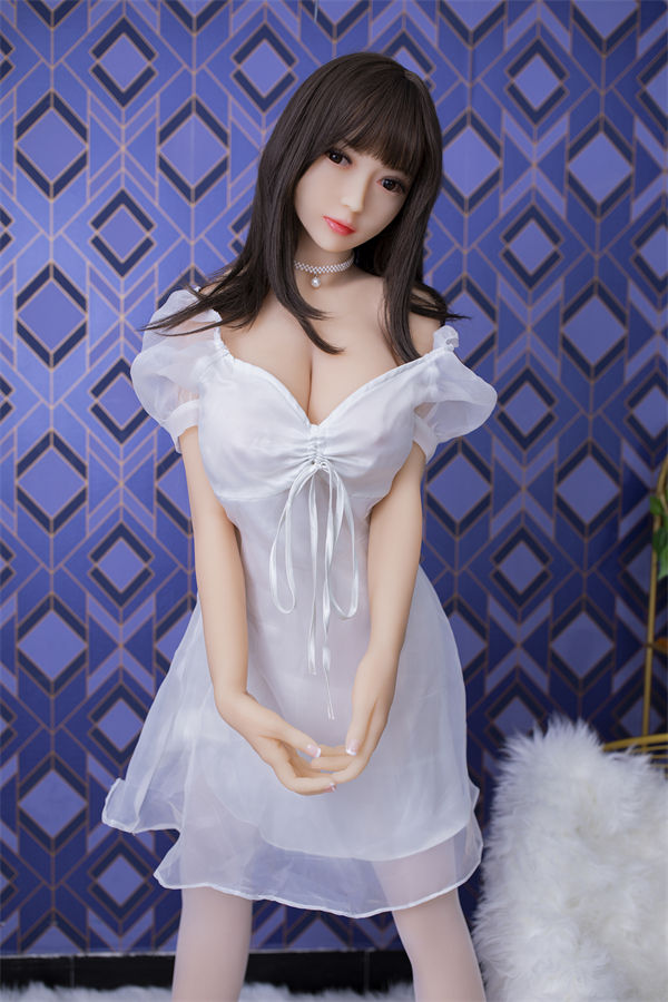 d46007 05 doll