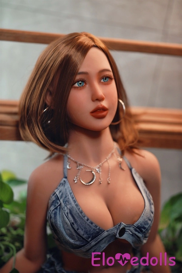 Bambola del sesso realistica bruna con labbra carnose, coppa C, in TPE, da 123 cm, vista dettagliata 9