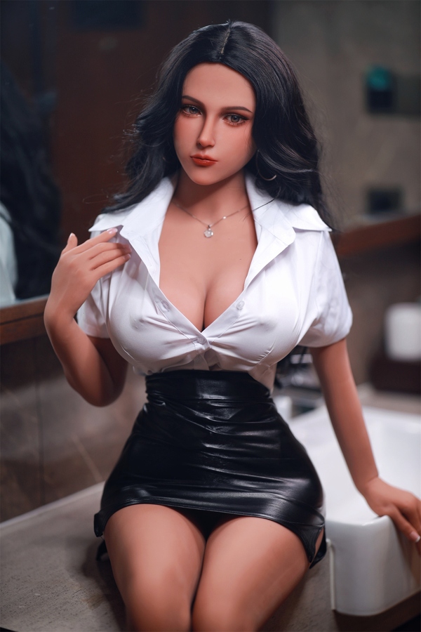 156cm D Cup TPE Glossy Lips Petite Breasts Black Sex Doll Gallery 5