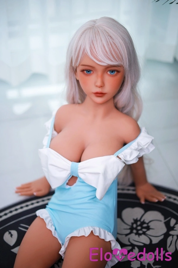 Galleria 9 di bambole sessuali realistiche bianche piccole in TPE con labbra sottili e coppa D da 100 cm