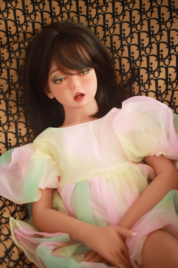 115cm AA TPE Voluptuous Black Amber Eyes Realistic Sex Doll Gallery 3