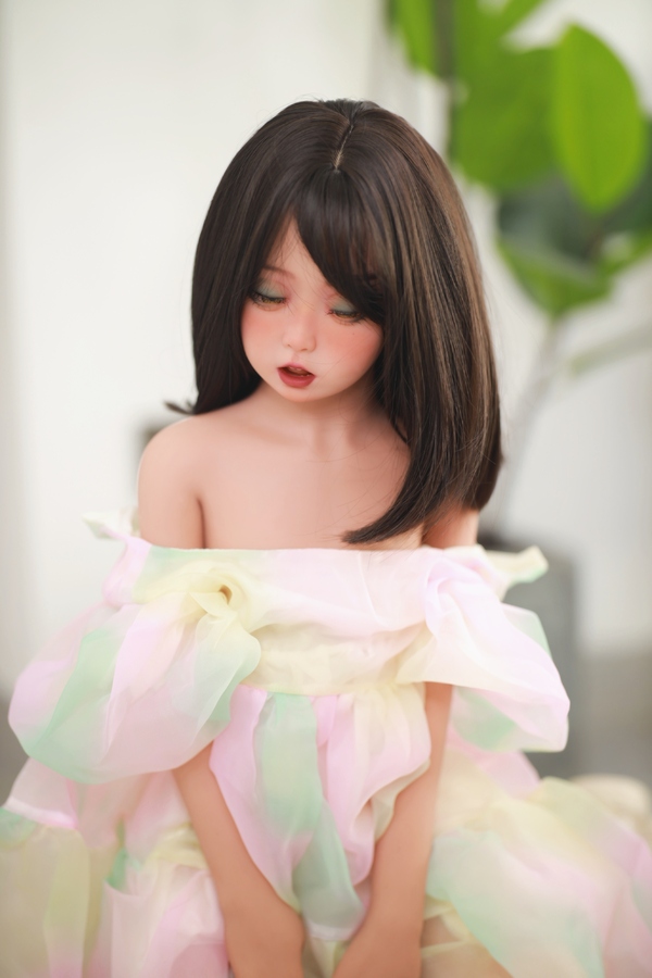 115cm AA TPE Black Thin Lips Amber Eyes Realistic Sex Doll Detail View 2