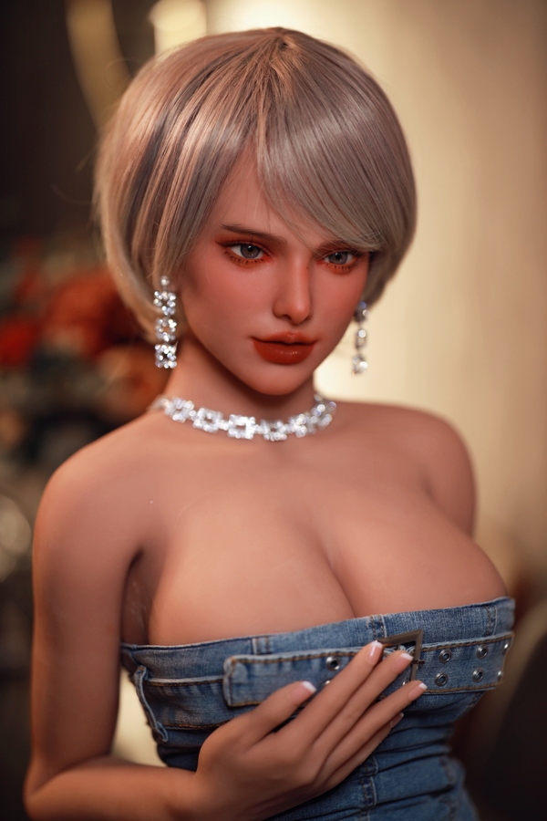 163cm E Cup TPE Blonde Petite Breasts Voluptuous American Sex Doll Detail View 2