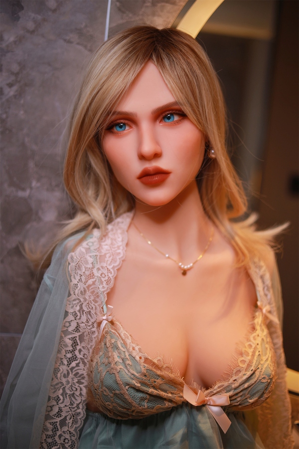 87cm B Cup TPE Thin Lips Small Breasts Blonde Sex Doll Torso Product