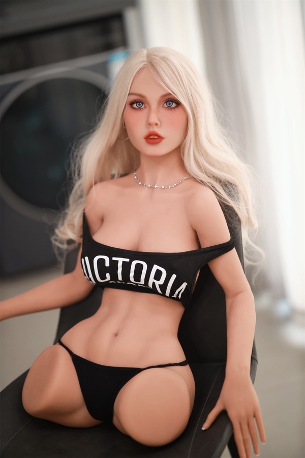85cm F Cup TPE Blue Eyes Thin Lips White Sex Doll Torso Detail View 7