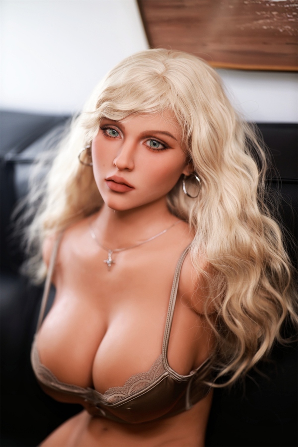 86cm E Cup TPE Petite Breasts Amber Eyes Full Lips Sex Doll Torso Gallery 9