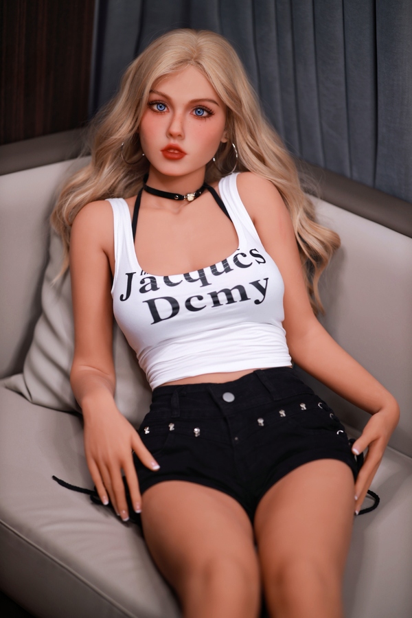 159cm B Cup TPE Petite Breasts Blonde European Sex Doll Detail View 15