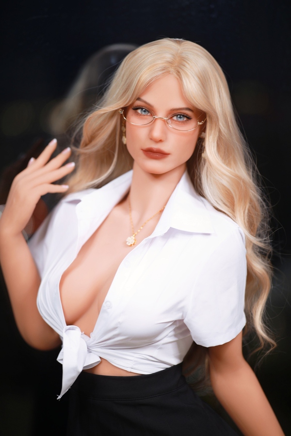 166cm C Cup TPE Gray Eyes White Petite Breasts Realistic Sex Doll Detail View 5