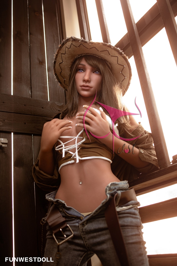 158cm C Cup TPE Amber Eyes Petite Breasts Brunette Lifelike Sex Doll Detail View 3