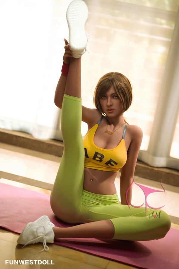 165cm C Cup TPE Black Voluptuous Amber Eyes Sex Doll Detail View 9