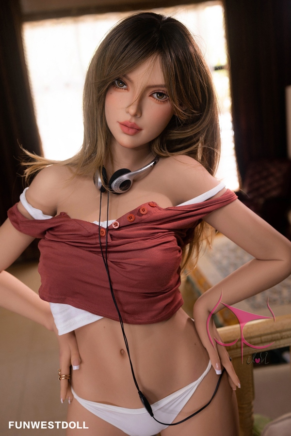 165cm C Cup TPE Petite Breasts Gray Eyes Brunette Sex Doll Detail View 1