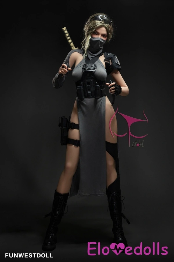 ตุ๊กตาเซ็กส์ TPE คัพ C ขนาด 165 ซม. หน้าอกขนาดกลาง ริมฝีปากขาวบาง