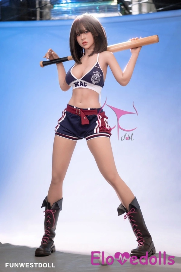 155cm TPE brunetka, atletická sex panenka s košíčky F, malá prsa, detailní pohled 2