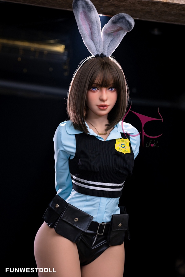 157cm C Cup TPE Petite Blue Eyes Brunette Sex Doll Gallery 3