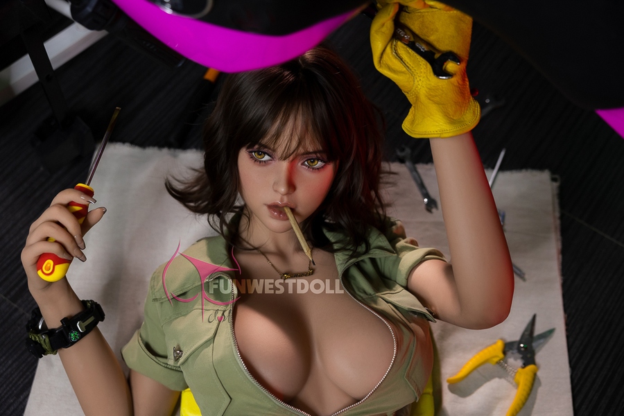 162cm F Cup TPE Small Breasts Full Lips Brunette Sex Doll Detail View 6
