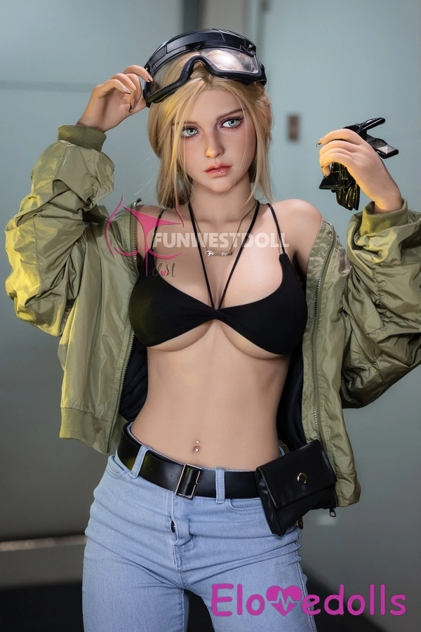 جزئیات عروسک جنسی TPE با سینه‌های کوچک، لب‌های نازک و بلوند، سایز 162 سانتی‌متر، مدل F Cup، نمای 8