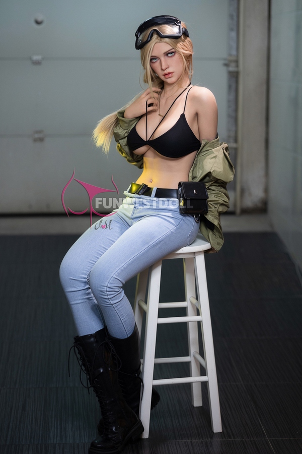 162cm F Cup TPE Petite Breasts Blonde Sex Doll Detail View 17