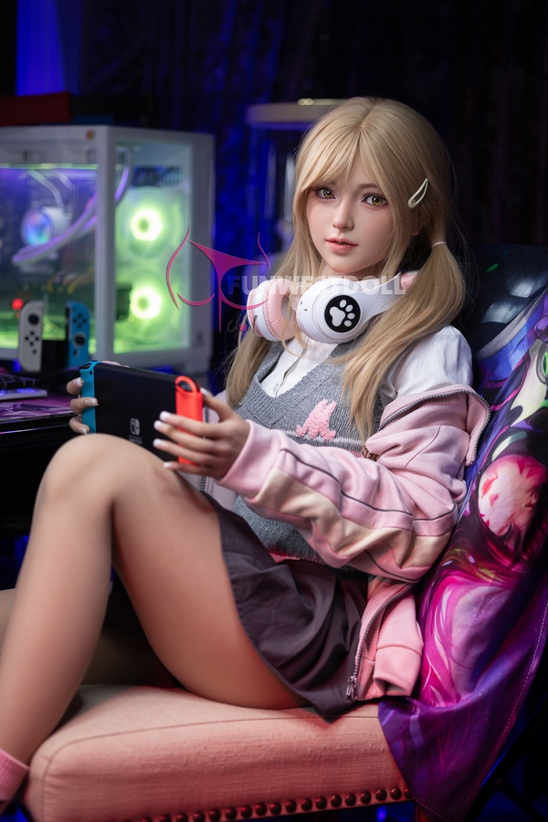 159cm A Cup TPE Petite Blonde Thin Lips Sex Doll Detail View 8